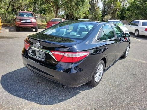 Used 2015 Toyota Camry LE FWD image 10