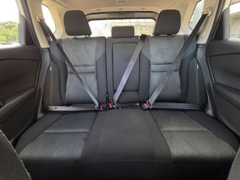 Used 2025 Nissan Rogue SV FWD image 40