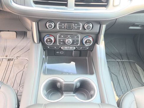 Used 2023 Chevrolet Tahoe Z71 AWD/4WD image 17