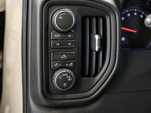 New 2026 Chevrolet Silverado 1500 Custom Trail Boss AWD/4WD image 19