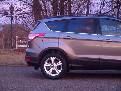 Used 2014 Ford Escape SE w/ Equipment Group 201A image 26