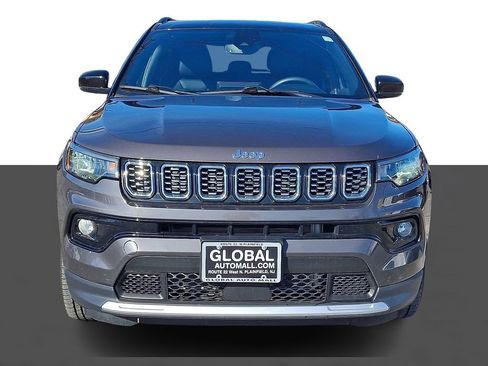 Used 2024 Jeep Compass Limited AWD/4WD image 2