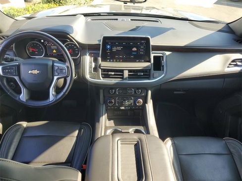 Used 2021 Chevrolet Tahoe Premier w/ Premium Package image 11