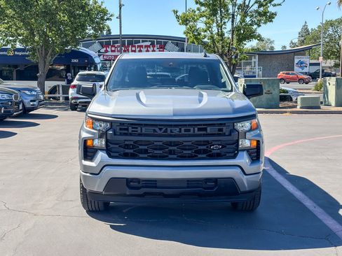 Used 2023 Chevrolet Silverado 1500 Custom image 6