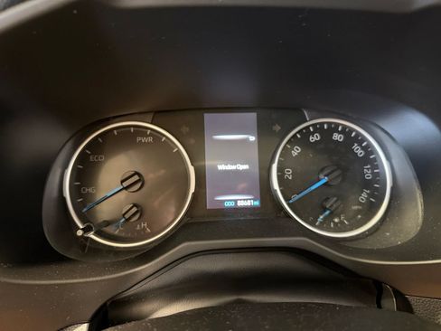 Used 2022 Toyota RAV4 XLE w/ Convenience Package AWD/4WD image 14