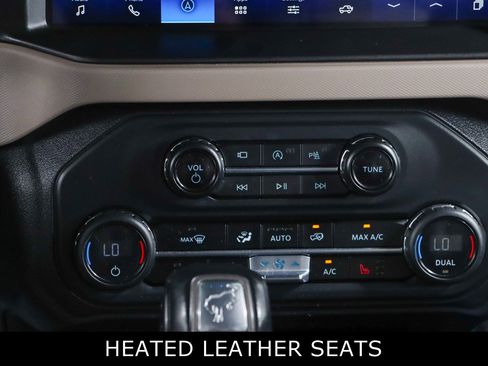 Used 2023 Ford Bronco Wildtrak AWD/4WD image 21