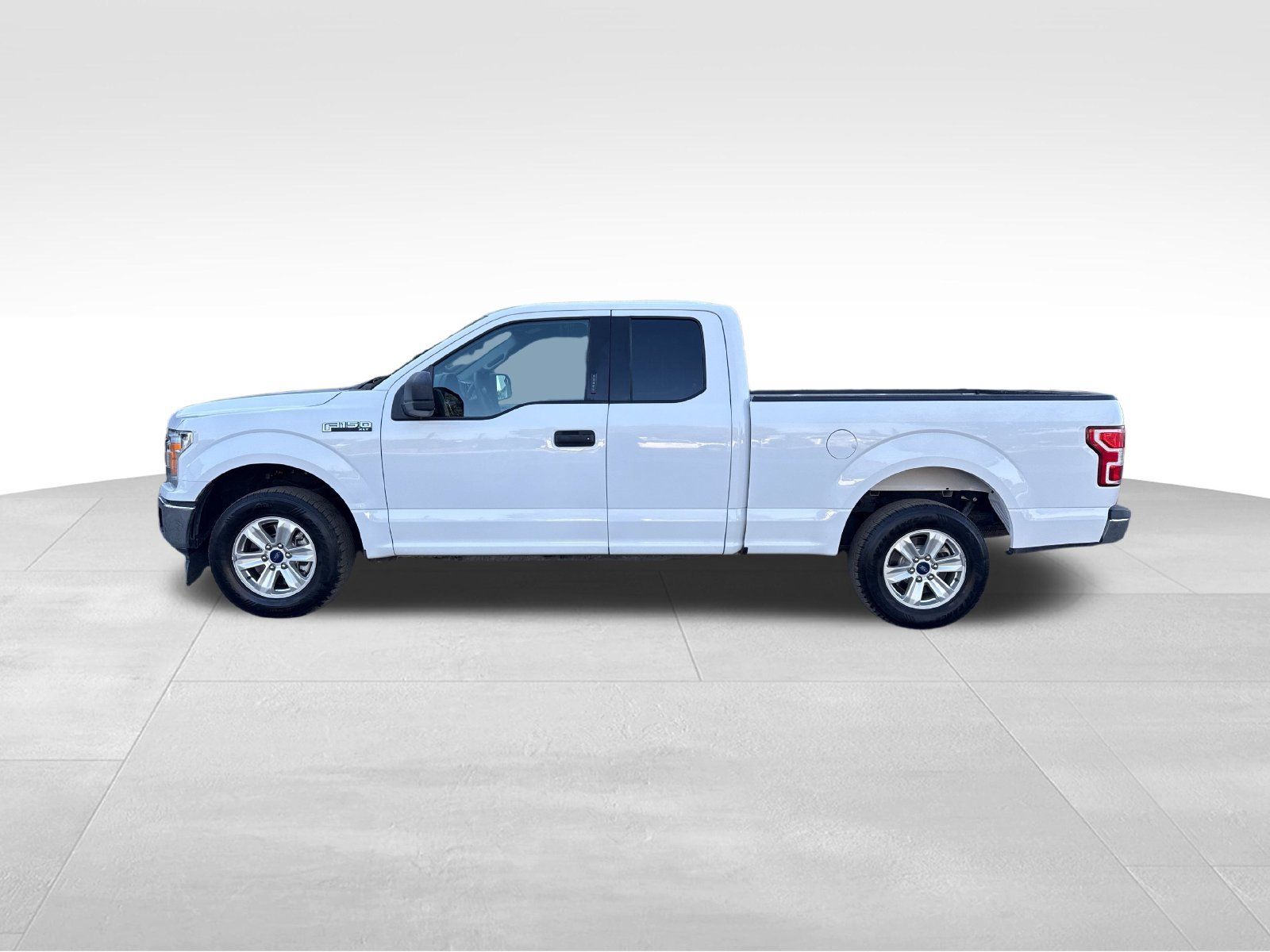 Used 2020 Ford F150 XLT w/ Equipment Group 301A Mid RWD image 2