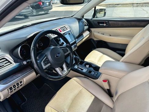 Used 2016 Subaru Outback 3.6R Limited AWD/4WD image 13