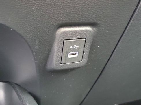 Used 2023 Toyota Corolla SE image 27