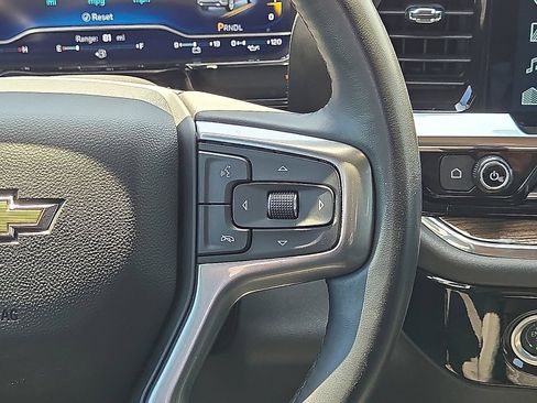 Used 2023 Chevrolet Silverado 1500 LT RWD image 19