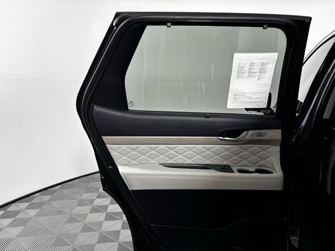 Used 2022 Hyundai Palisade Calligraphy image 35