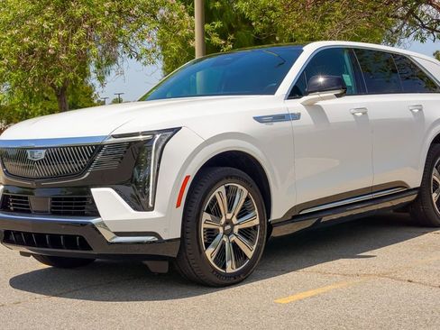 New 2025 Cadillac Escalade IQ Luxury 2 image 3