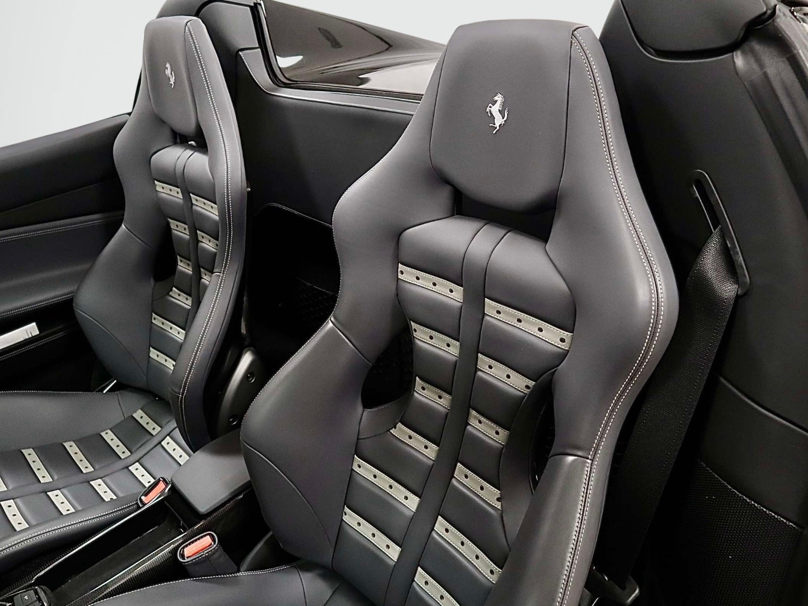 Certified 2018 Ferrari 488 Spider RWD image 24