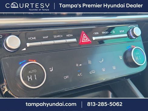 Certified 2025 Hyundai Tucson SEL image 30