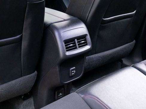 Used 2024 Chevrolet Equinox RS image 16