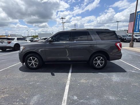 Used 2019 Ford Expedition XLT AWD/4WD image 6