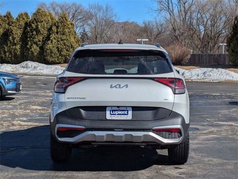 Used 2025 Kia Sportage EX w/ EX Premium Package image 5