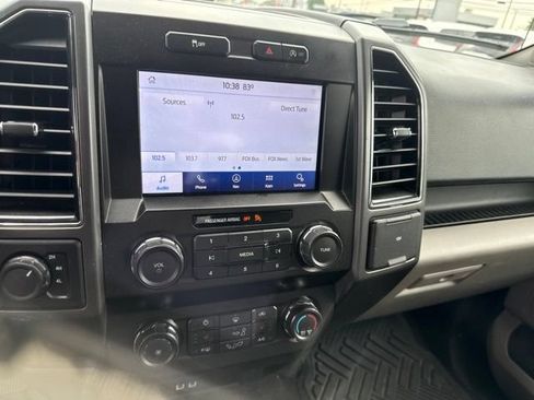 Used 2020 Ford F150 XLT w/ Equipment Group 302A Luxury AWD/4WD image 16