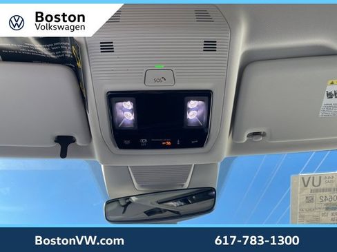 New 2026 Volkswagen Tiguan SE image 22