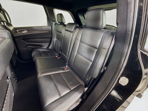 Used 2020 Jeep Grand Cherokee Limited image 23
