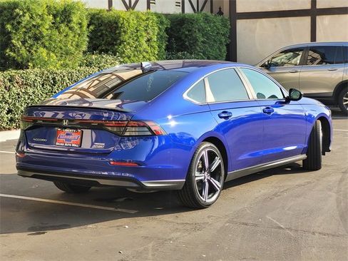 Used 2024 Honda Accord Sport image 5