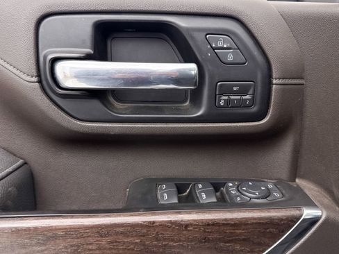 Used 2020 GMC Sierra 2500 Denali w/ Denali Ultimate Package image 28