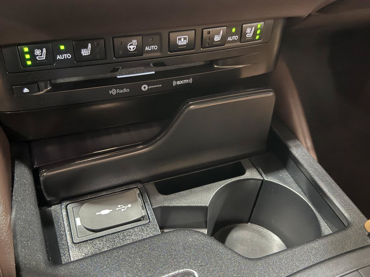 Used 2019 Lexus ES 350 FWD image 23