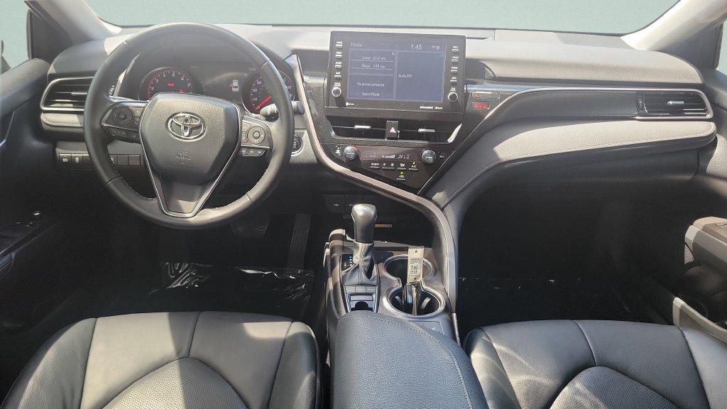 Used 2023 Toyota Camry XSE FWD image 11