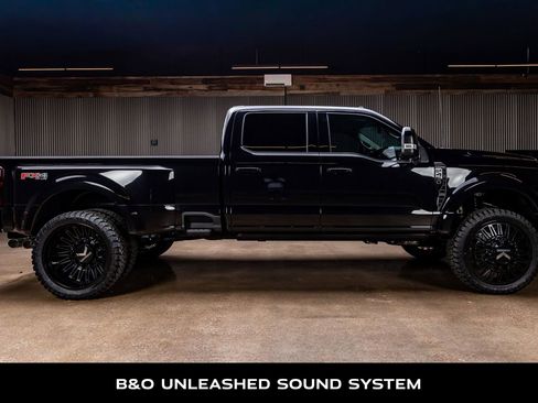 Used 2026 Ford F450 Platinum w/ Platinum Plus Package image 11