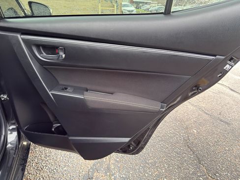 Used 2019 Toyota Corolla LE FWD image 26