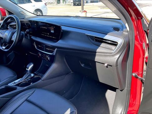 Used 2024 Buick Encore GX Sport Touring image 20