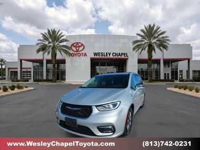 Used 2022 Chrysler Pacifica Limited