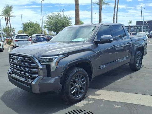 Used 2023 Toyota Tundra Platinum AWD/4WD image 8
