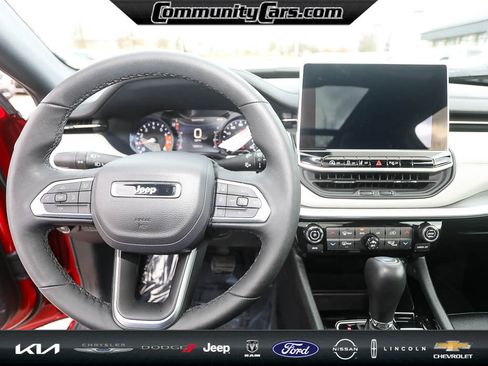 Used 2024 Jeep Compass Limited w/ Sun and Sound Group image 12