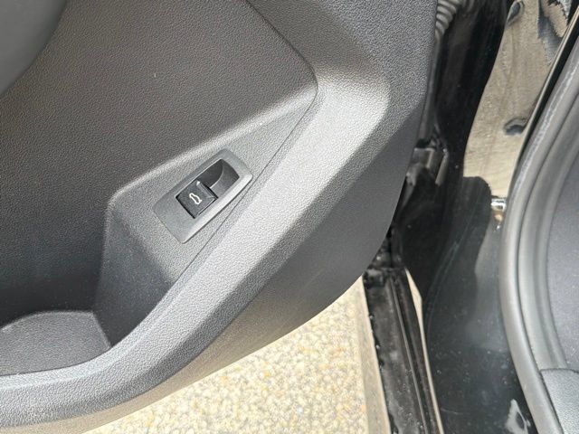 Used 2025 BMW 228i xDrive AWD/4WD image 21