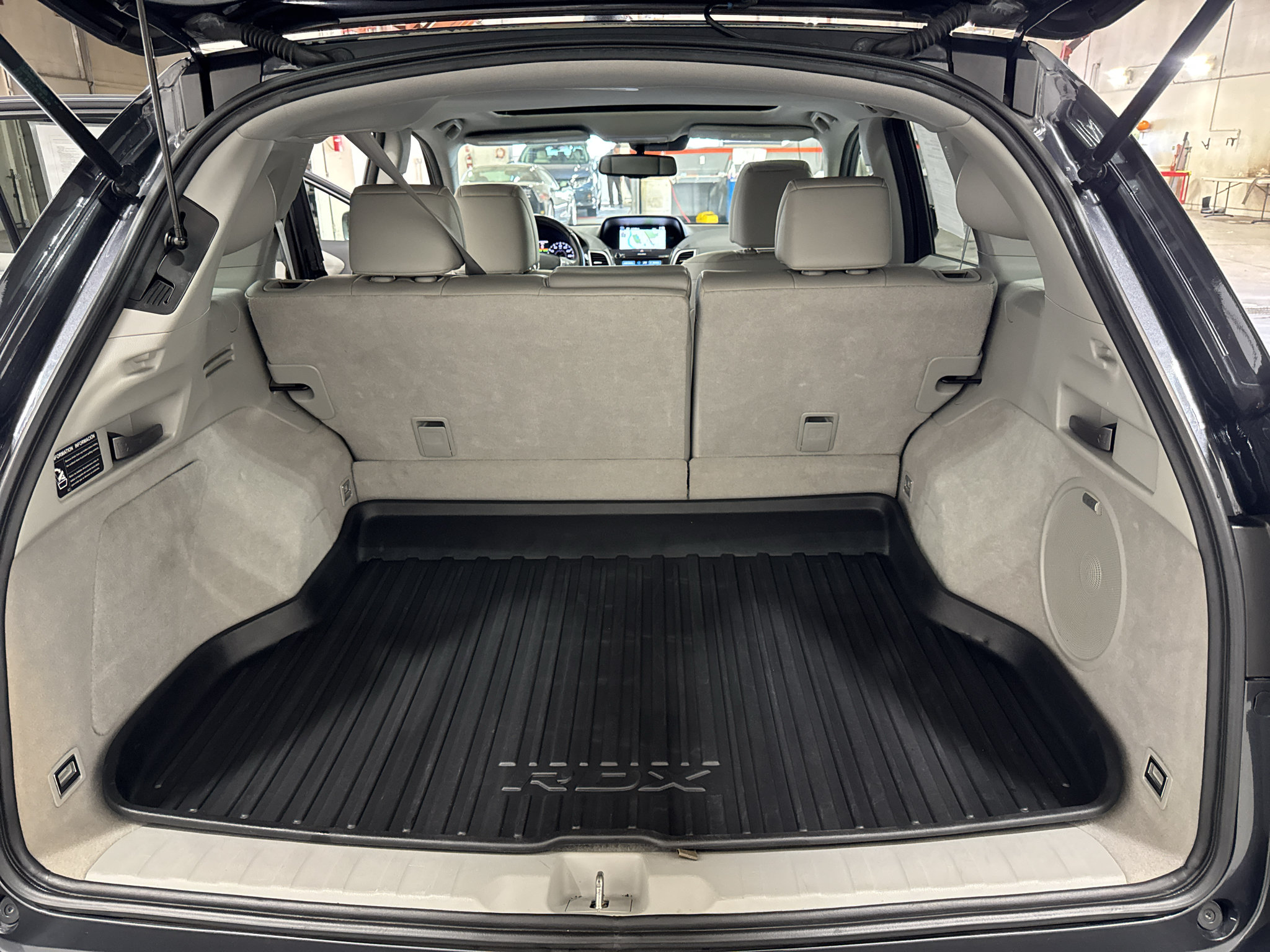 Used 2016 Acura RDX w/ Technology Package AWD/4WD image 29