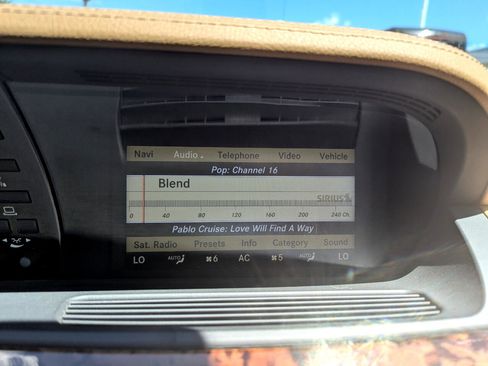 Used 2010 Mercedes-Benz S 550 4MATIC image 22