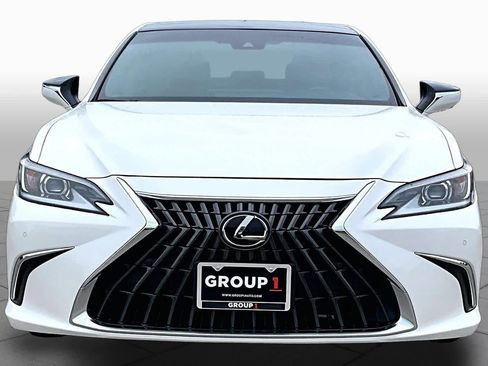 Used 2024 Lexus ES 350 w/ Premium Package FWD image 4