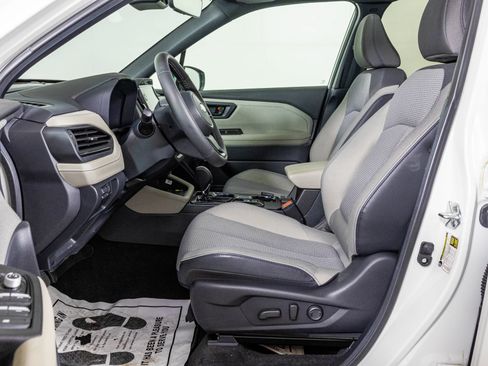 Used 2026 Subaru Forester Premium AWD/4WD image 23