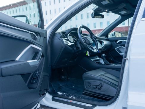 Used 2022 Audi Q3 2.0T Premium Plus image 14