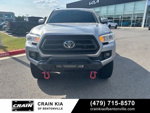 Used 2021 Toyota Tacoma SR AWD/4WD image 8