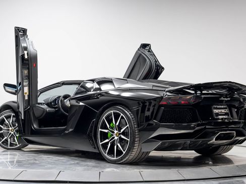Used 2015 Lamborghini Aventador LP 700-4 AWD/4WD image 48
