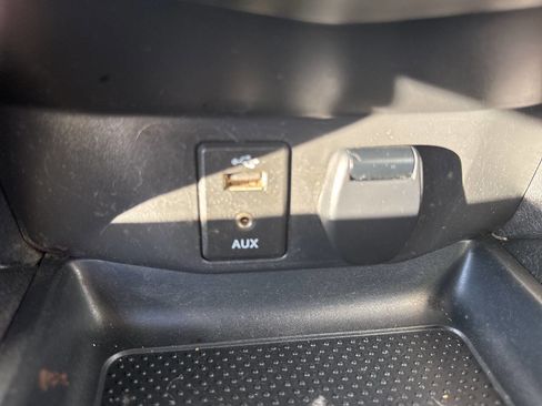 Used 2016 Nissan Rogue S image 13