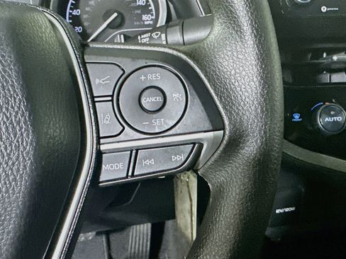 Used 2024 Toyota Camry LE FWD image 17