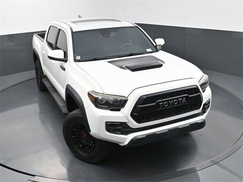 Used 2019 Toyota Tacoma TRD Pro image 39