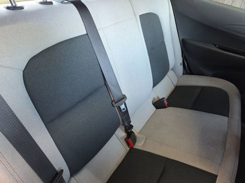 Used 2020 Chevrolet Bolt LT image 23