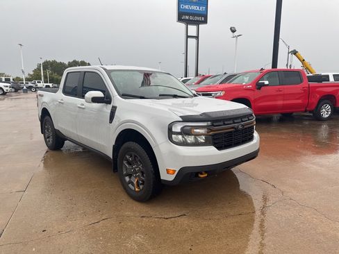 Used 2023 Ford Maverick Tremor w/ Tremor Off-Road Package image 3