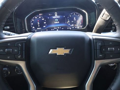 Used 2024 Chevrolet Silverado 2500 LT AWD/4WD image 19