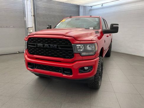 Certified 2024 RAM 2500 Big Horn w/ Night Edition AWD/4WD image 3