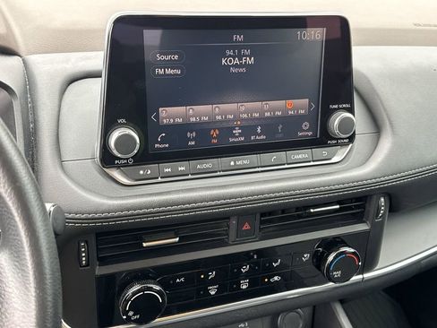 Used 2021 Nissan Rogue S AWD/4WD image 17